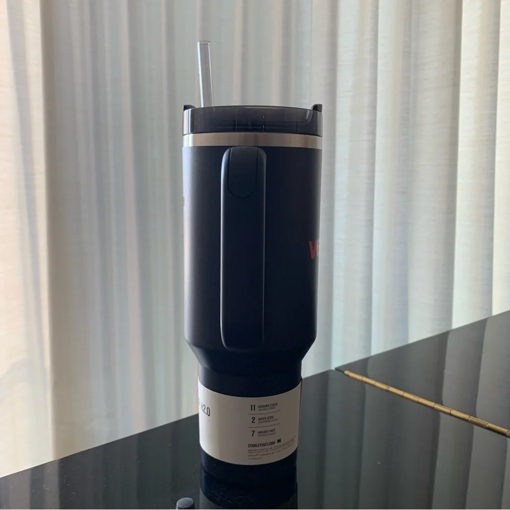 Stanley Verizon 40oz Quencher Tumbler H2.0 Black | New with Straw | Rare - Picture 6 of 15